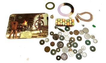 Selection of collectables to include bracelet, coins etc