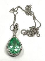 9ct white gold green gemstone pendant necklace weight 3.5g