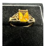 9ct gold citrine ring weight 2.1g