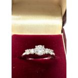 Fine 18ct white gold diamond ring est .1ct diamonds