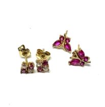 2x 9ct gold synthetic ruby & white stone stud earrings (1g)