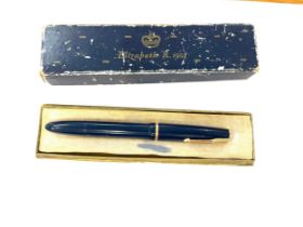 Boxed Parker 14ct gold nib fountain pen