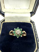 9ct Gold Diamond & Emerald Cluster Ring (2.7g)