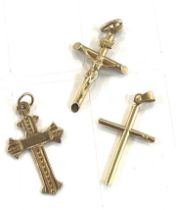 3 9ct gold cross pendants total weight