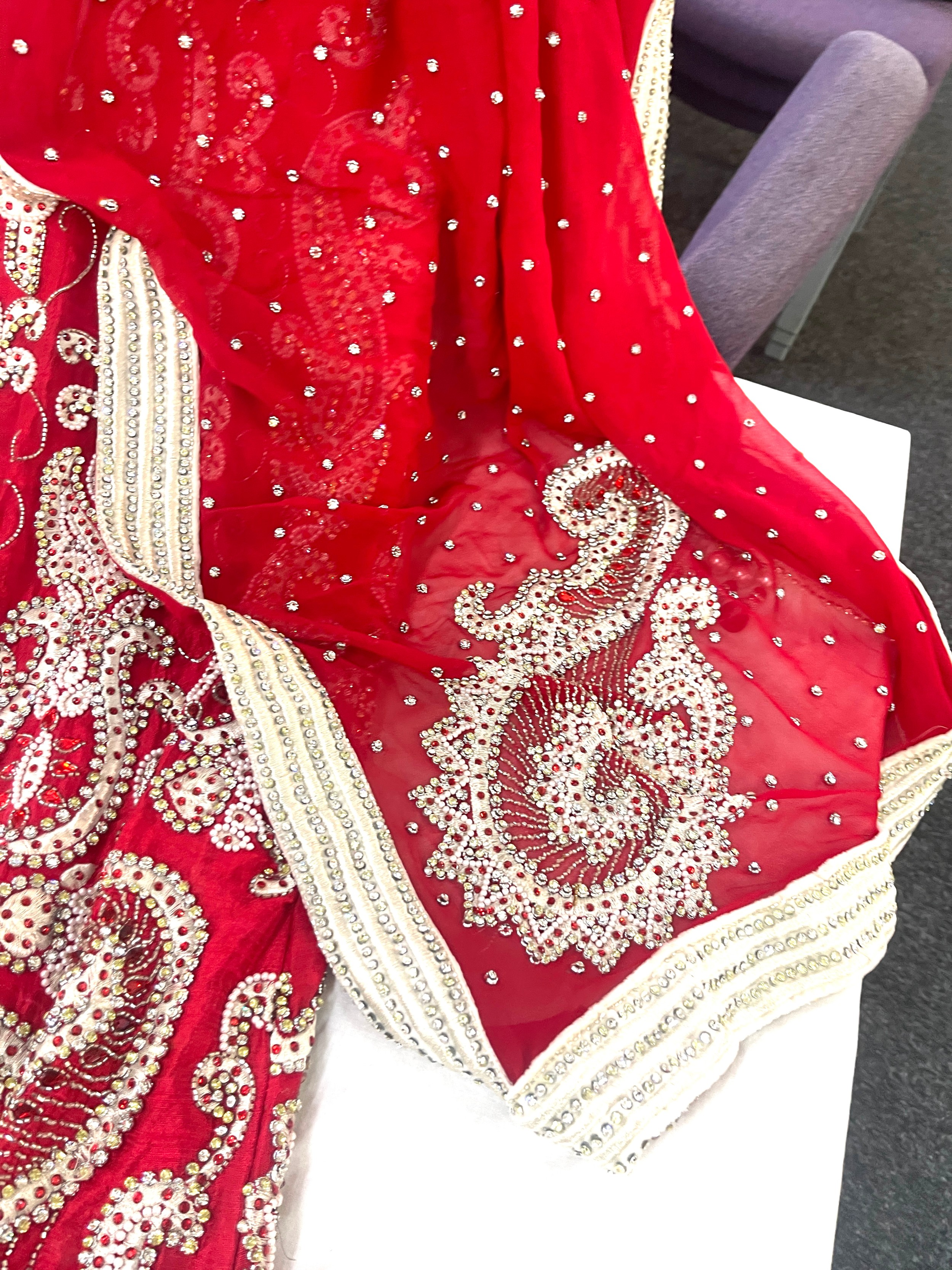 Genuine Indian ladies wedding trousers, dress and head scarf, fully lined with hand stitched pearls, - Bild 3 aus 11