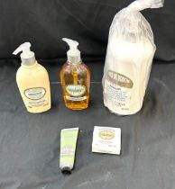 Brand new L'Occitane Huile De Douche with Almond Oil SHOWER OIL 950ml with pump, shampoo and