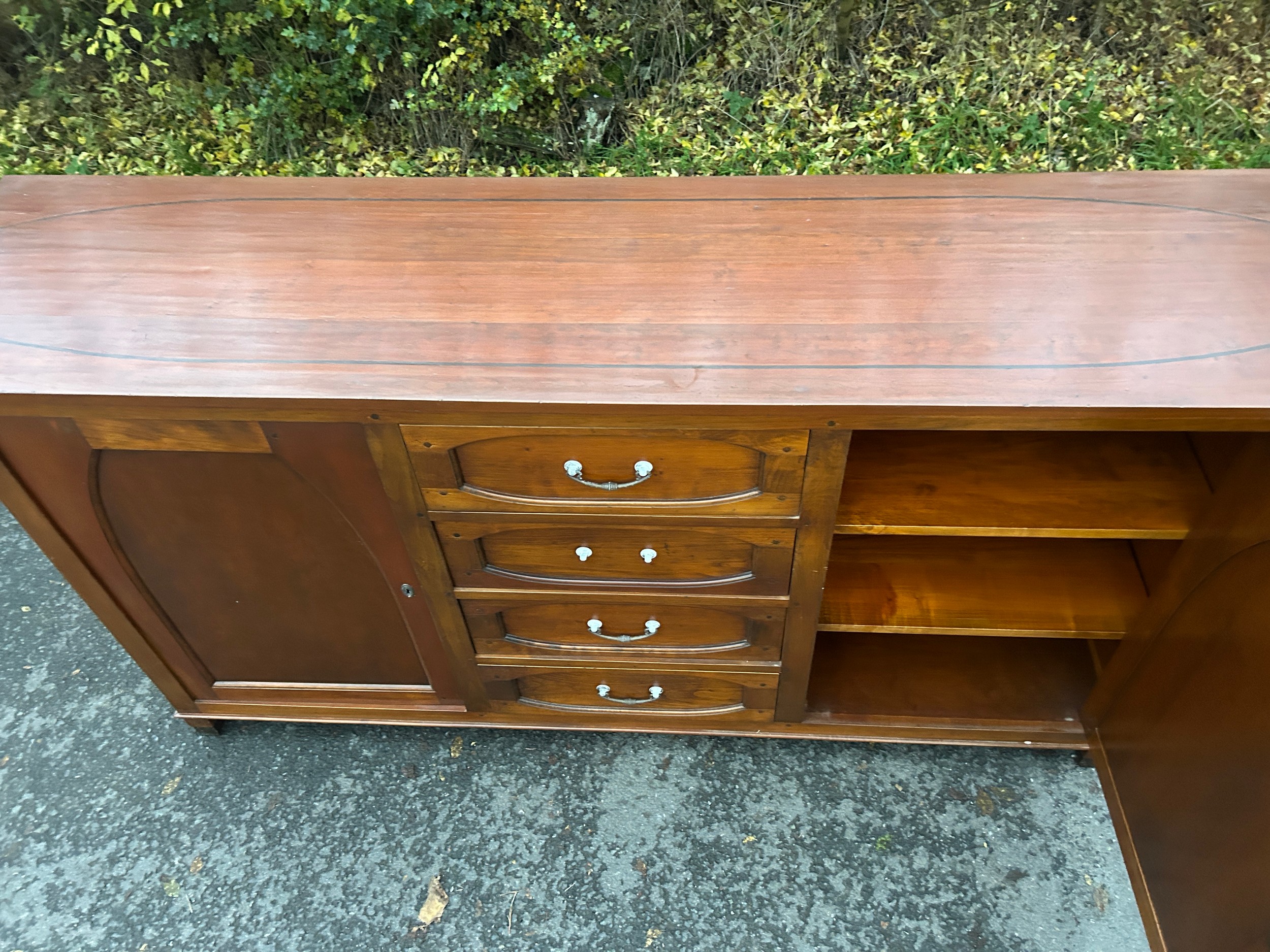 2 door 4 drawer cherry wood sideboard measures approximately 39 inches tall 79 inches wide 20 inches - Image 5 of 6