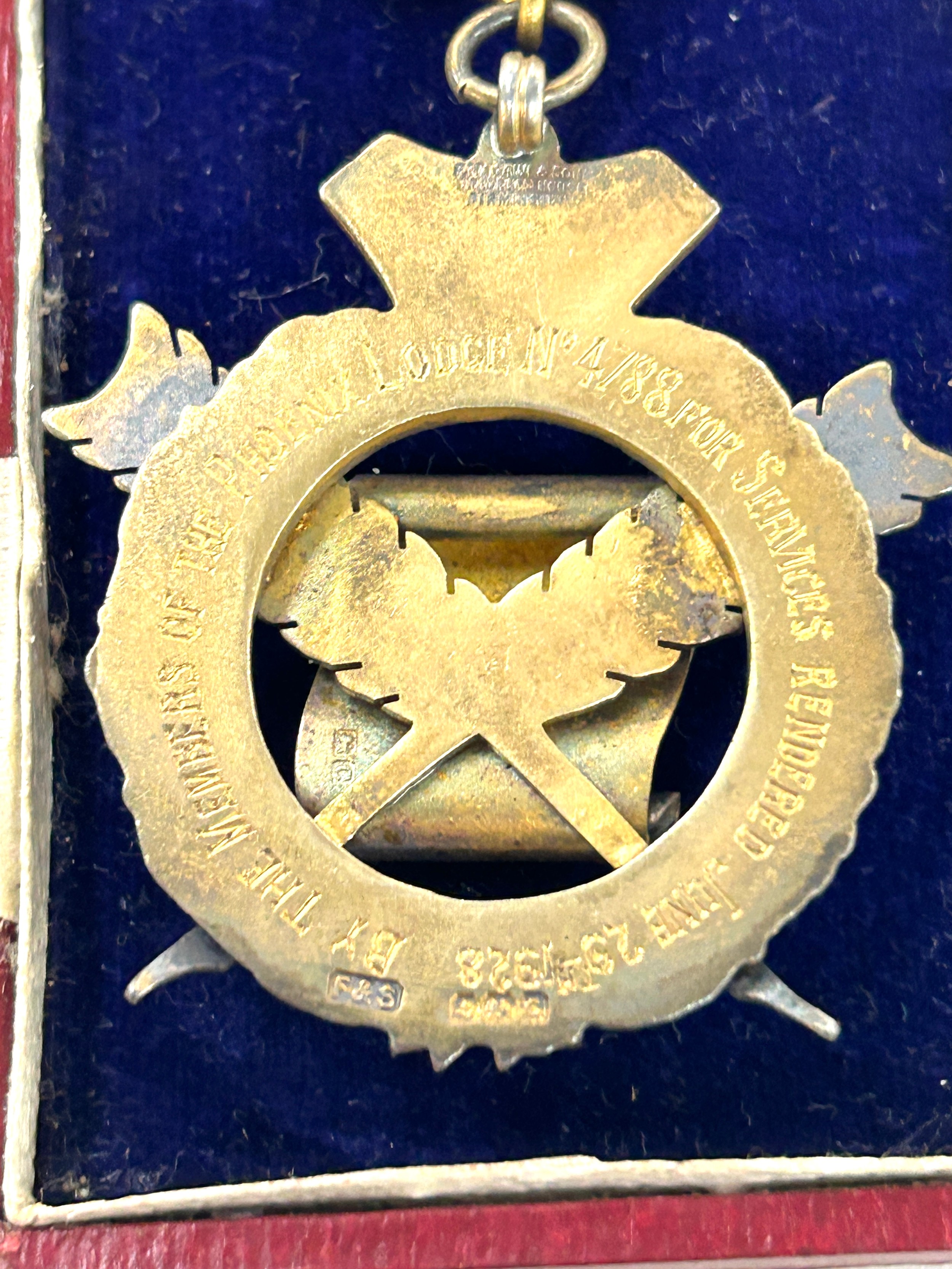 Boxed masonic silver service rendered medal june 29th 1928 presented to Bro E. Baisden by the - Image 4 of 5