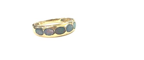 Ladies 9ct gold opal set dress ring, ring size Q weight 2.3 grams