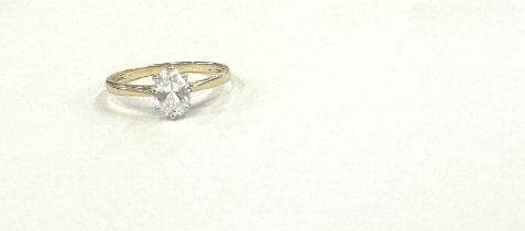 Ladies 14ct gold stone set dress ring, ring size Q weight 2.6g