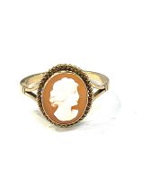 Ladies 9ct gold cameo dress ring, 2.9grams, ring size R