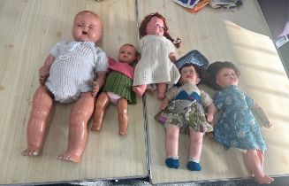 Large selection of vintage dolls