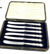 Boxed set of 6 silver handle fruit knives