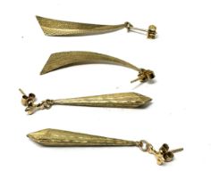 2 x 9ct gold drop earrings (2.2g)