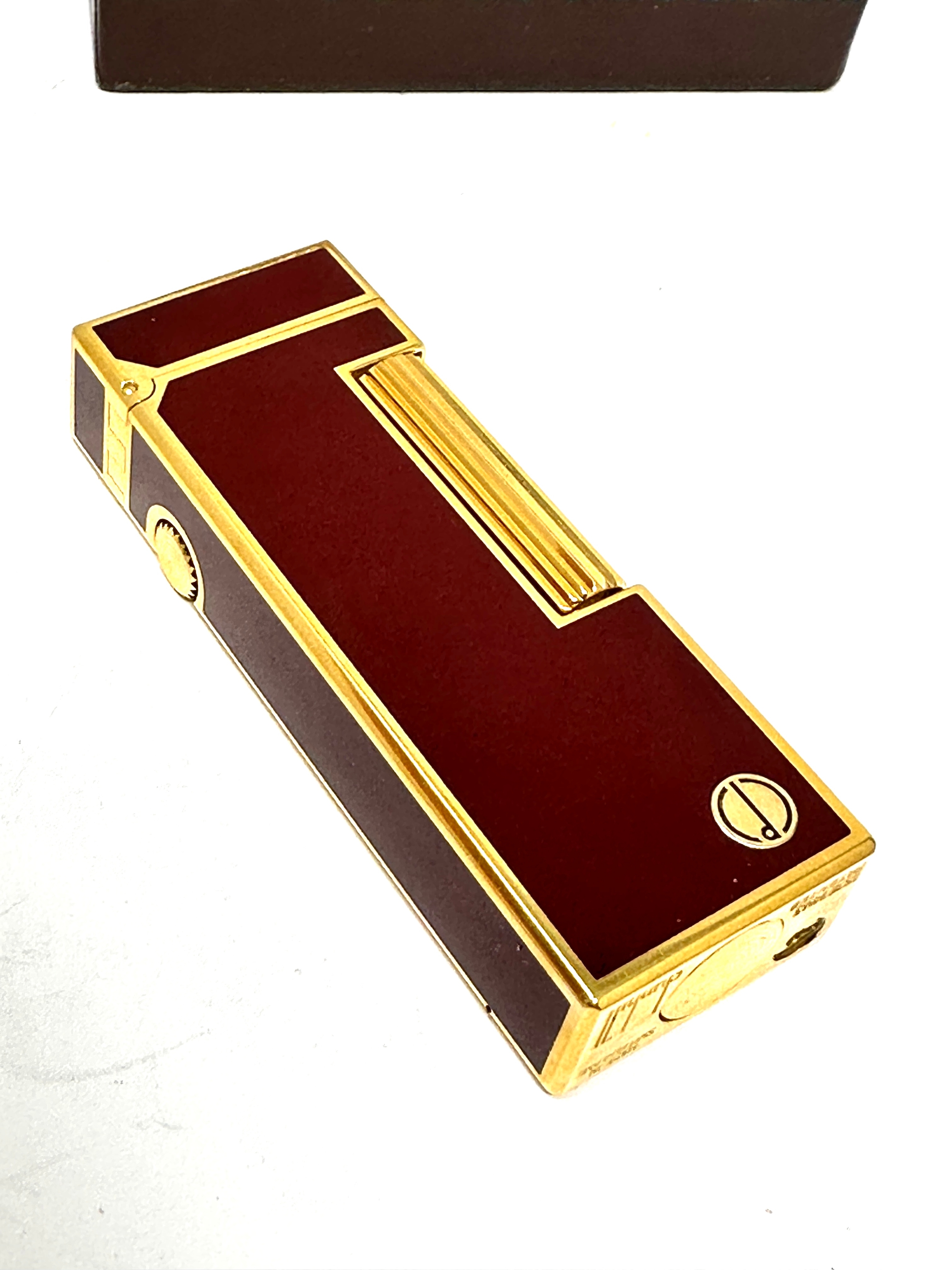 Boxed Dunhill Red Laquer Enamel Rollagas Lighter US.RE 24163 - Image 5 of 9