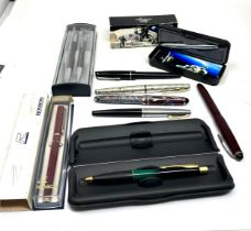 selection of vintage & later fountain pens etc