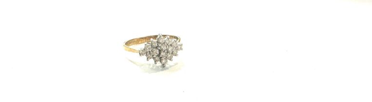 Ladies 18ct gold diamond ring total weight 3.6 grams ring size P