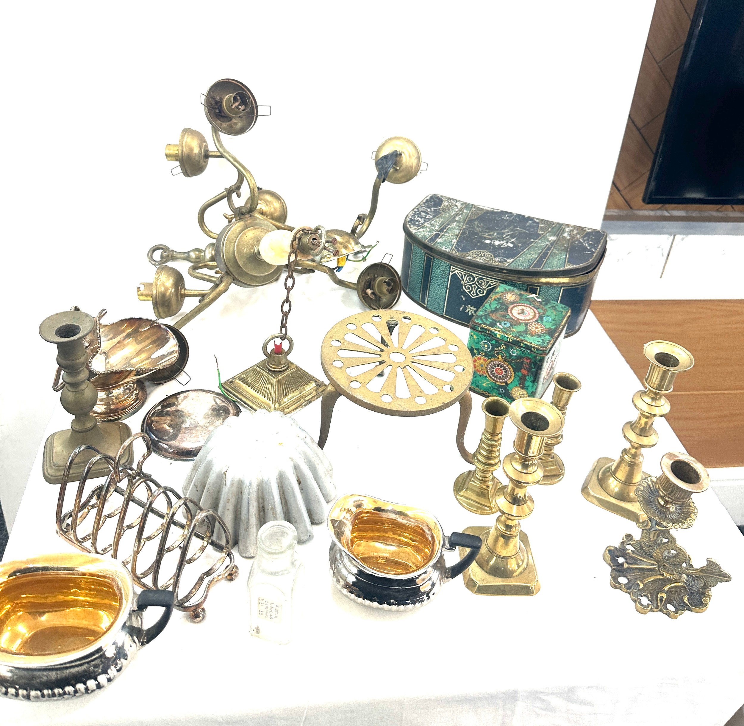 Selection of collectables to include brass candle sticks, brass ceiling light, glass bottles ,EPNS - Image 2 of 7