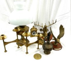 Selection of brassware to include candle stick holder, oil lamp, mantel clock etc