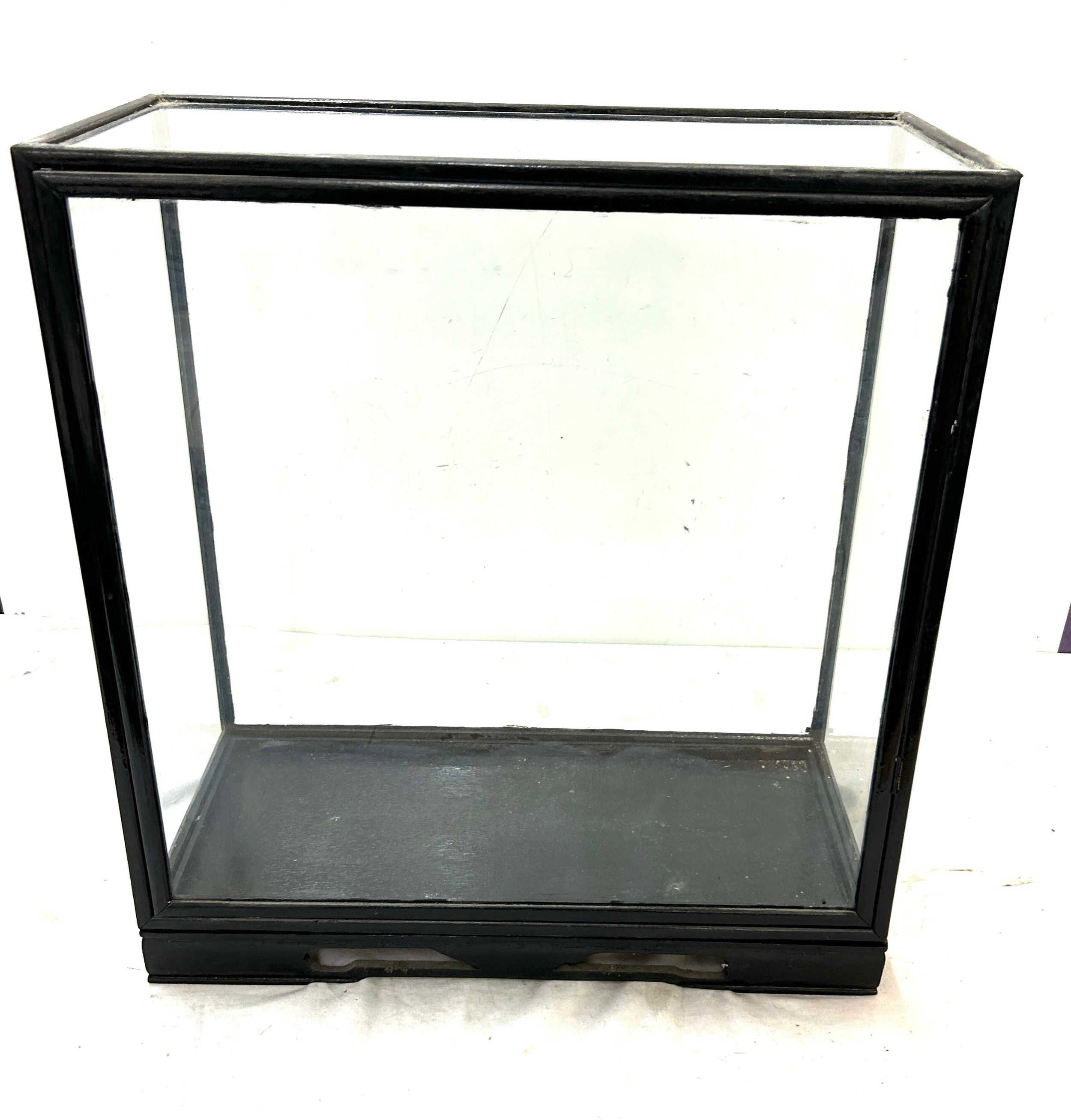 Vintage wooden and perspex show case measures approximately 20 inches tall 18.5 inches wide