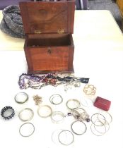 Large selection of vintage and later costume jewellery