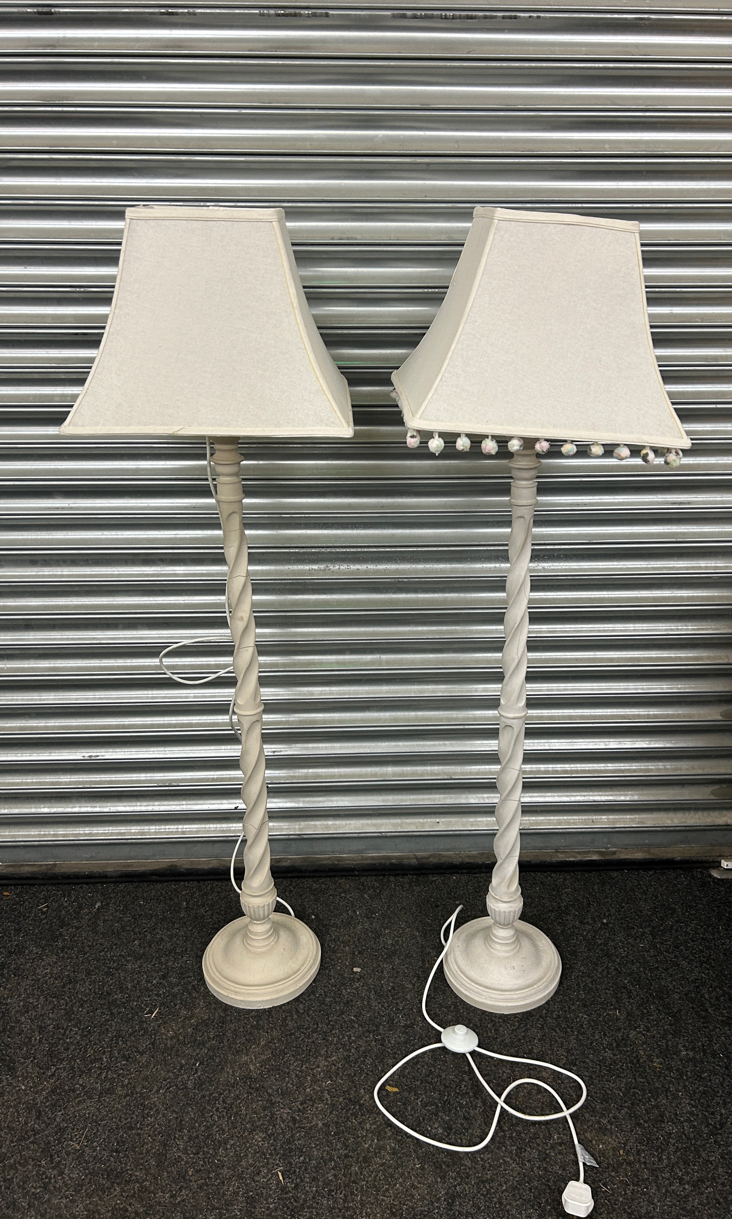 Pair of standard lamps , untested - Image 3 of 3