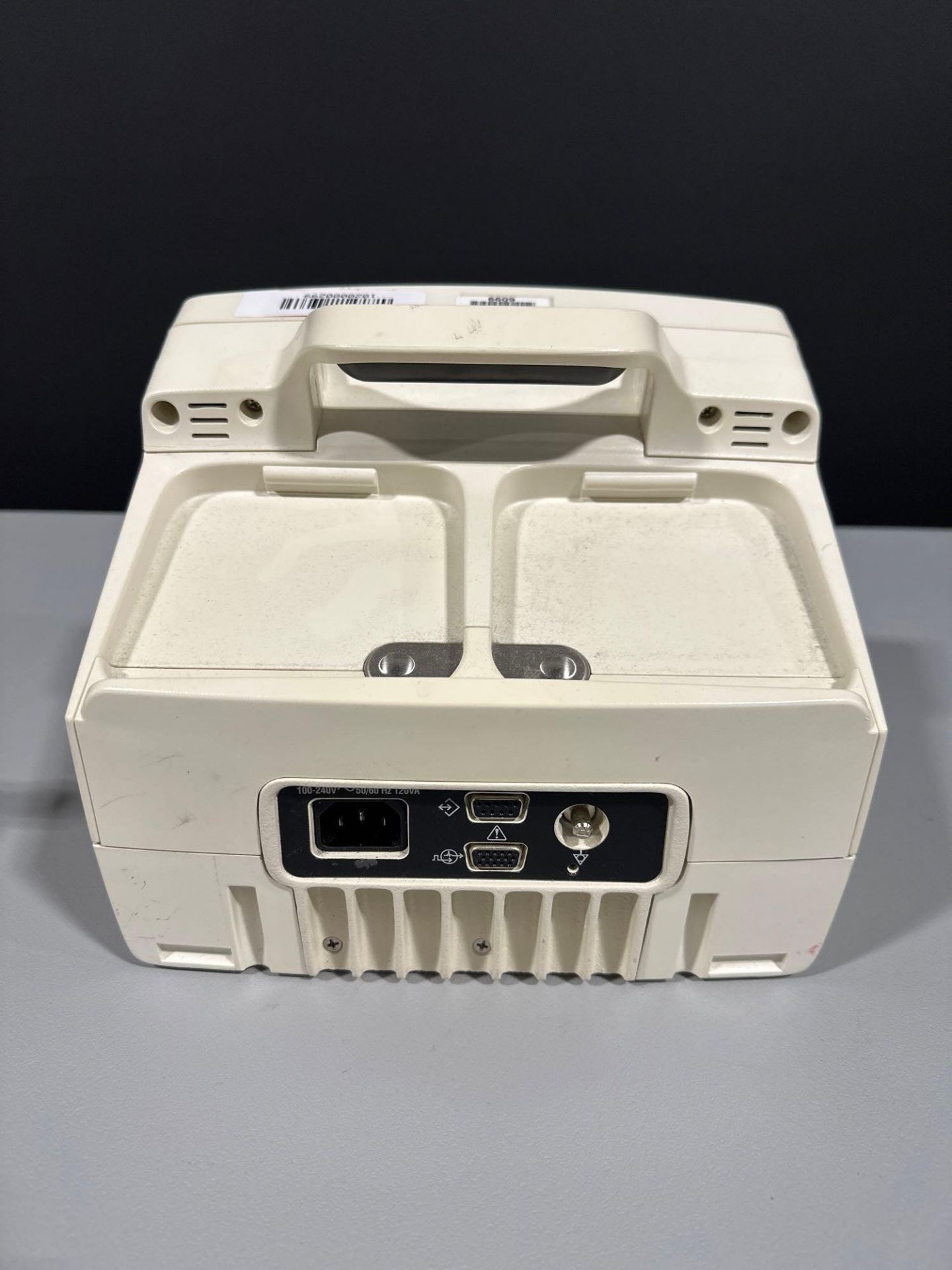 MEDTRONIC/PHYSIO CONTROL LIFEPAK 20E DEFIB WITH PACING, 3 LEAD ECG, ANALYZE (AED MODE) - Image 8 of 8