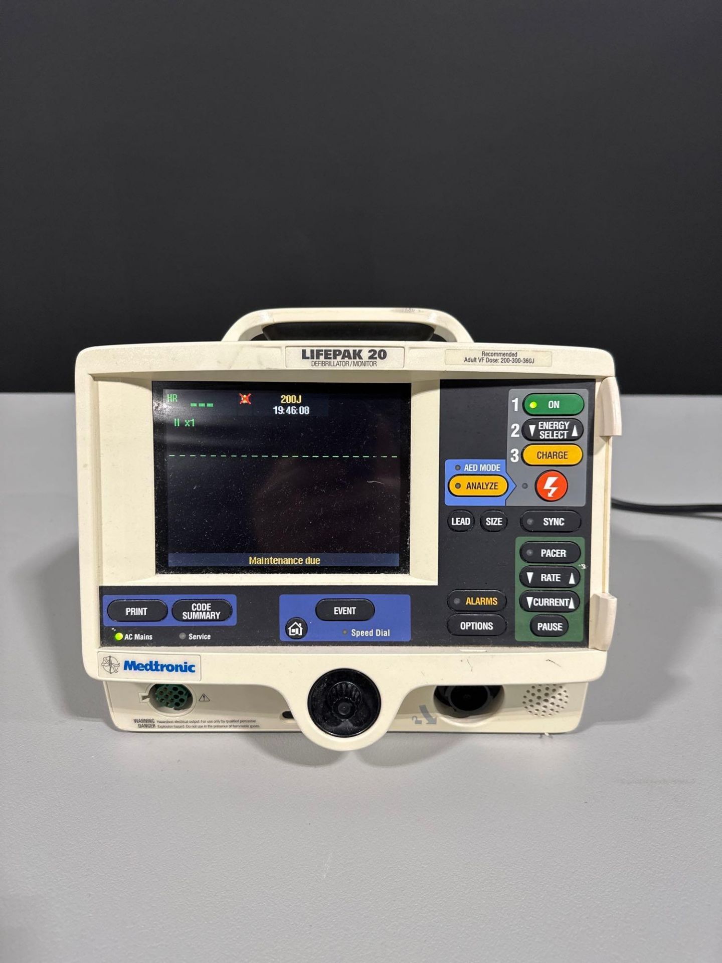 MEDTRONIC/PHYSIO CONTROL LIFEPAK 20 DEFIB WITH PACING, 3 LEAD ECG, ANALYZE (AED MODE) - Image 2 of 8