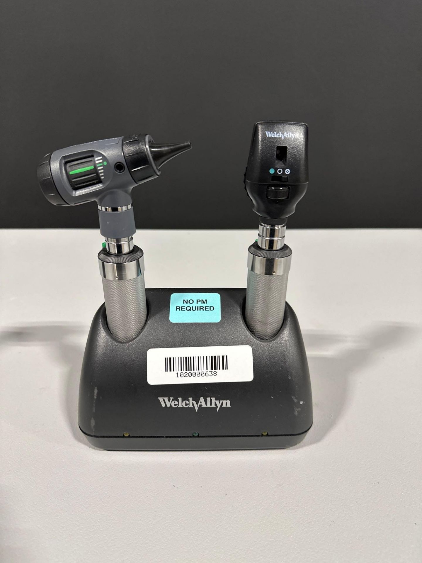 WELCH ALLYN OTO-OPTHALMOSCOPE (REF# 23810/11720) WITH 71140 CHARGER