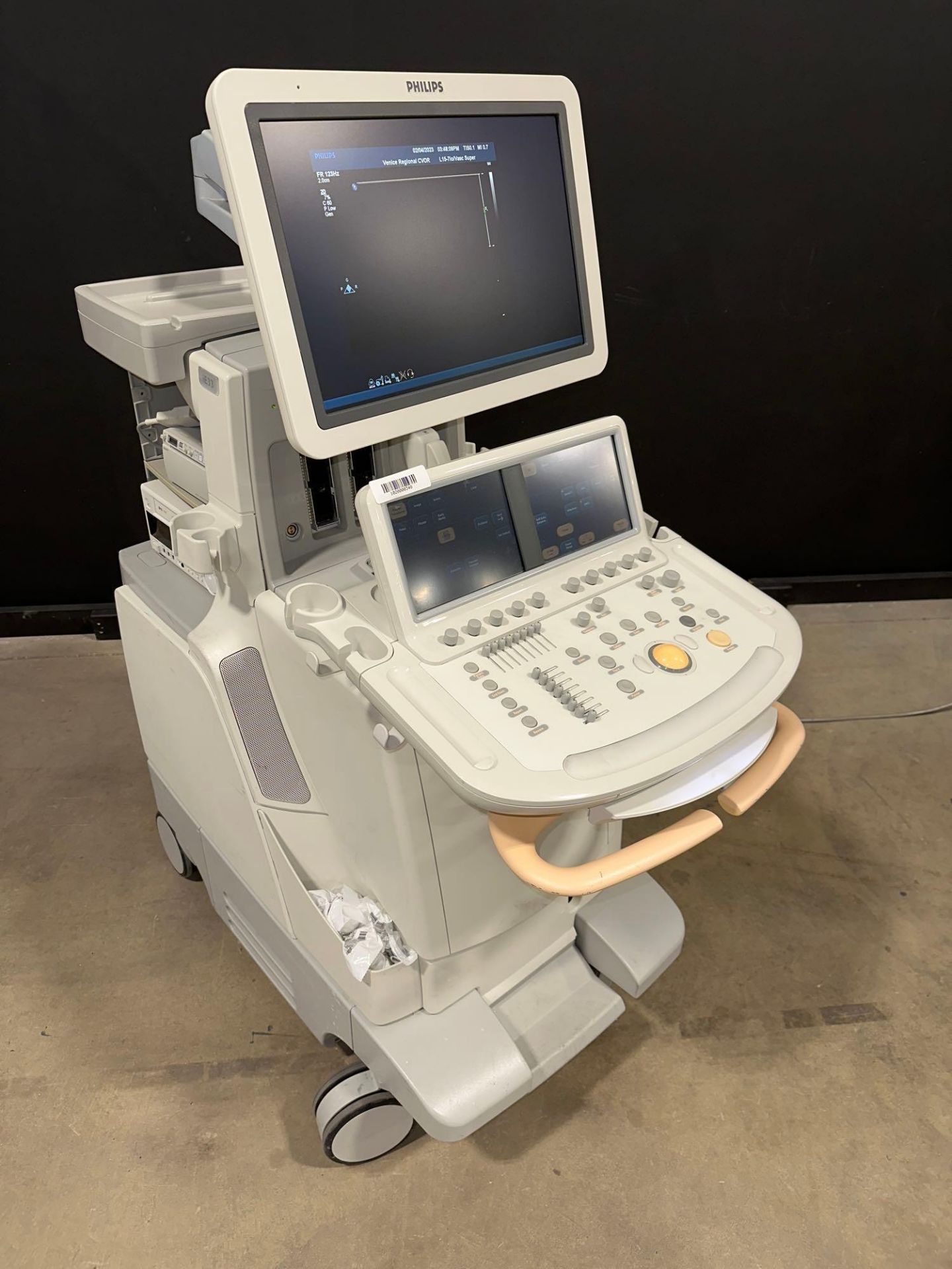 PHILIPS IE33 ULTRASOUND MACHINE WITH 1 PROBE (L15-7IO) - Image 2 of 4