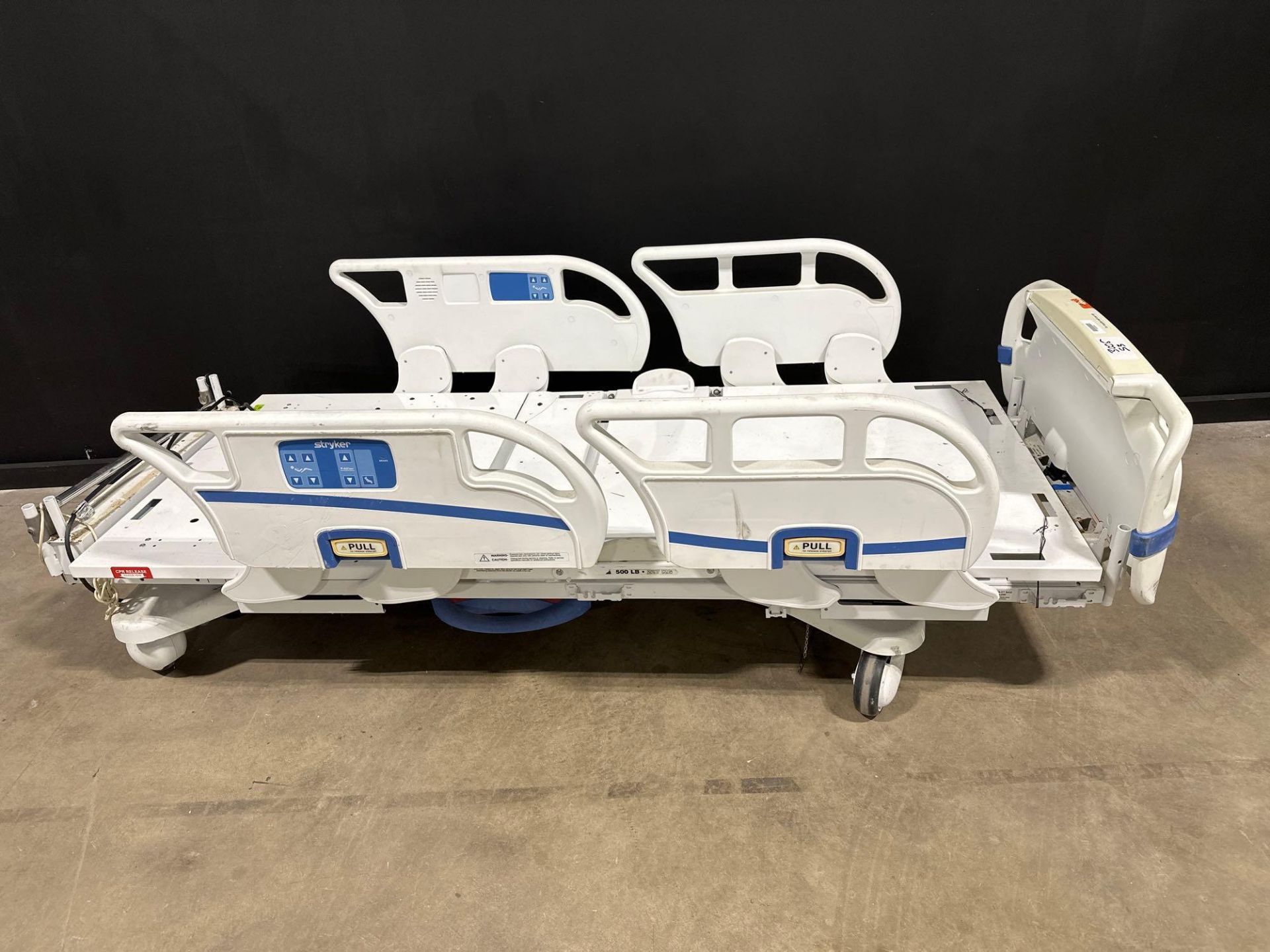 STRYKER 3005 S3 HOSPITAL BED - Image 3 of 4