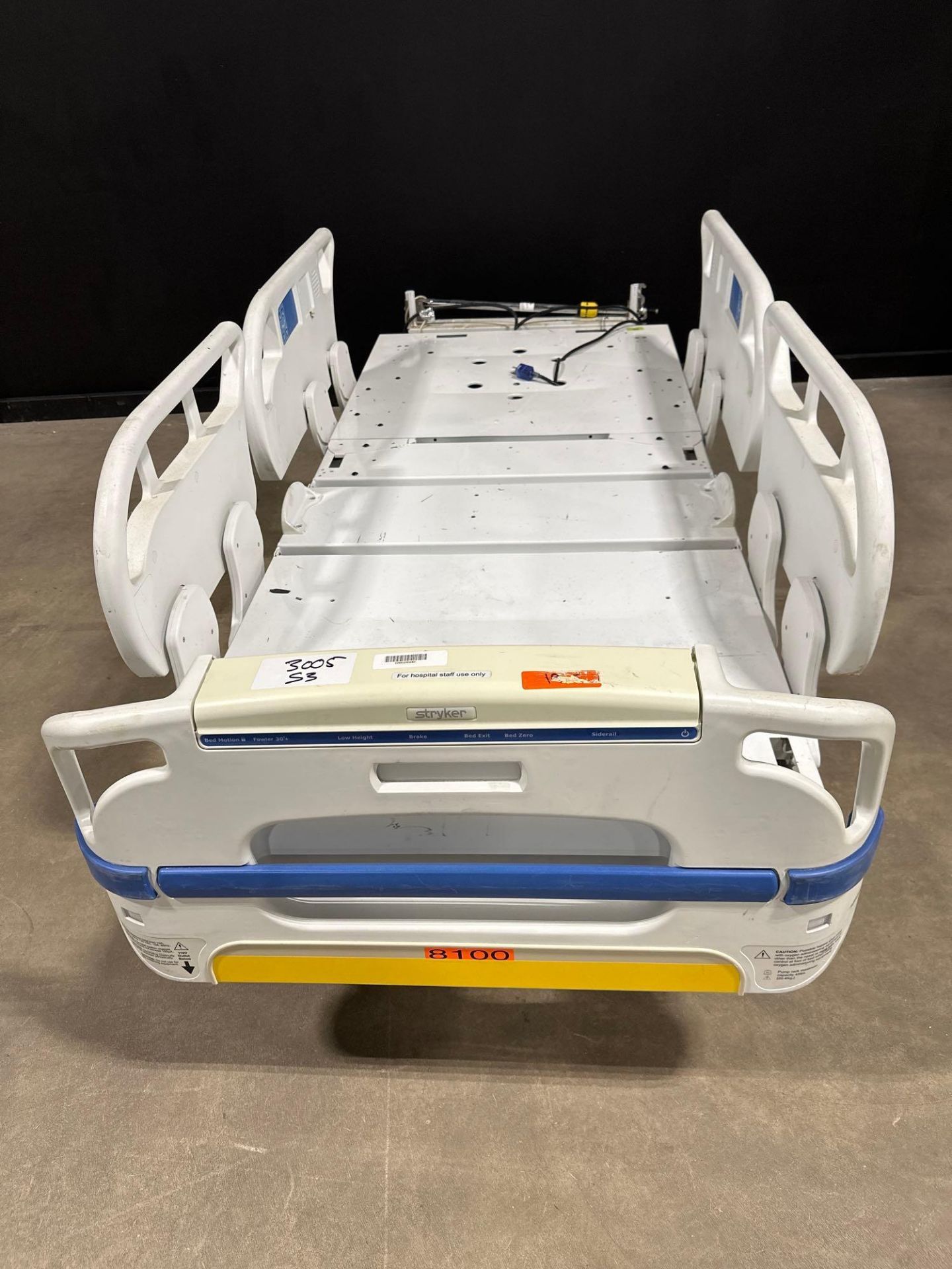 STRYKER 3005 S3 HOSPITAL BED - Image 2 of 4
