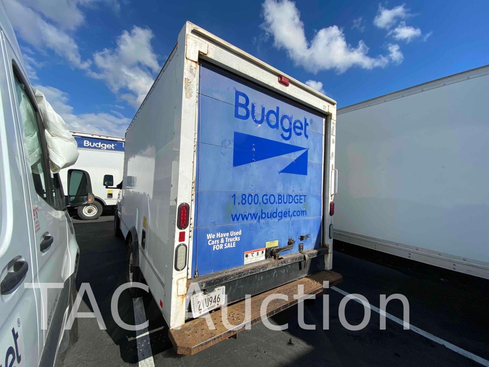 2015 Ford E-350 12ft Box Truck - Image 4 of 68