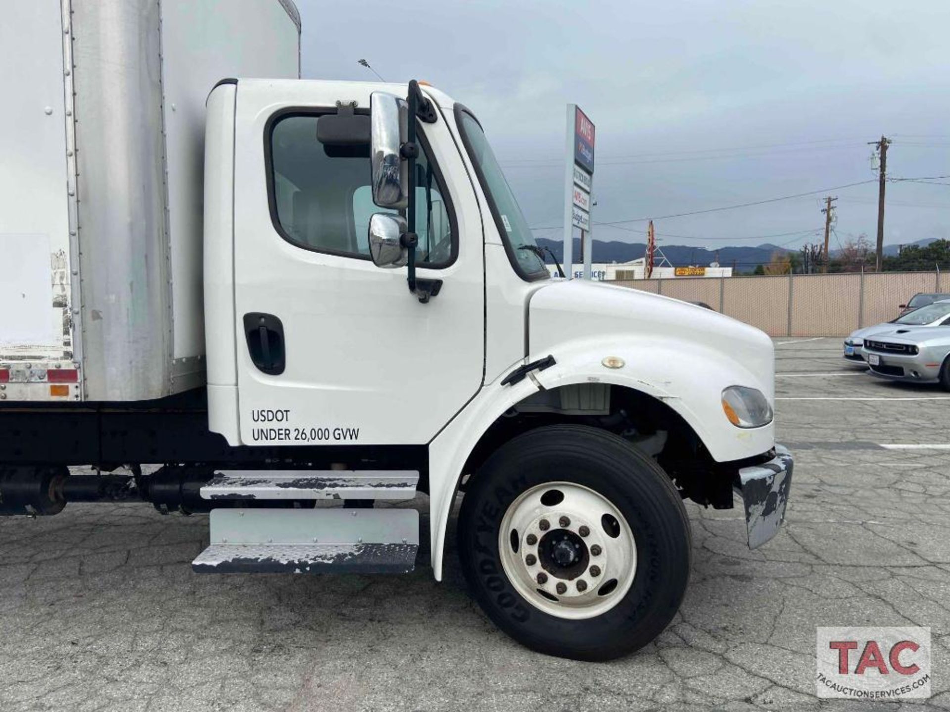 2016 Freightliner M2 Box Truck - Image 15 of 103