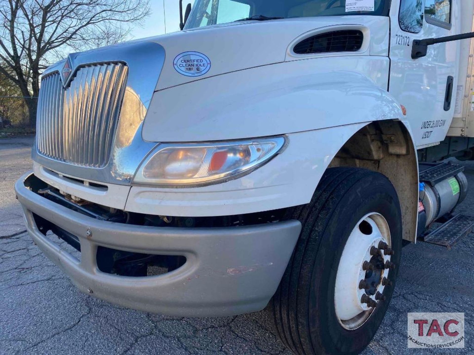 2017 International Durastar 4300 26ft Box Truck - Image 6 of 71