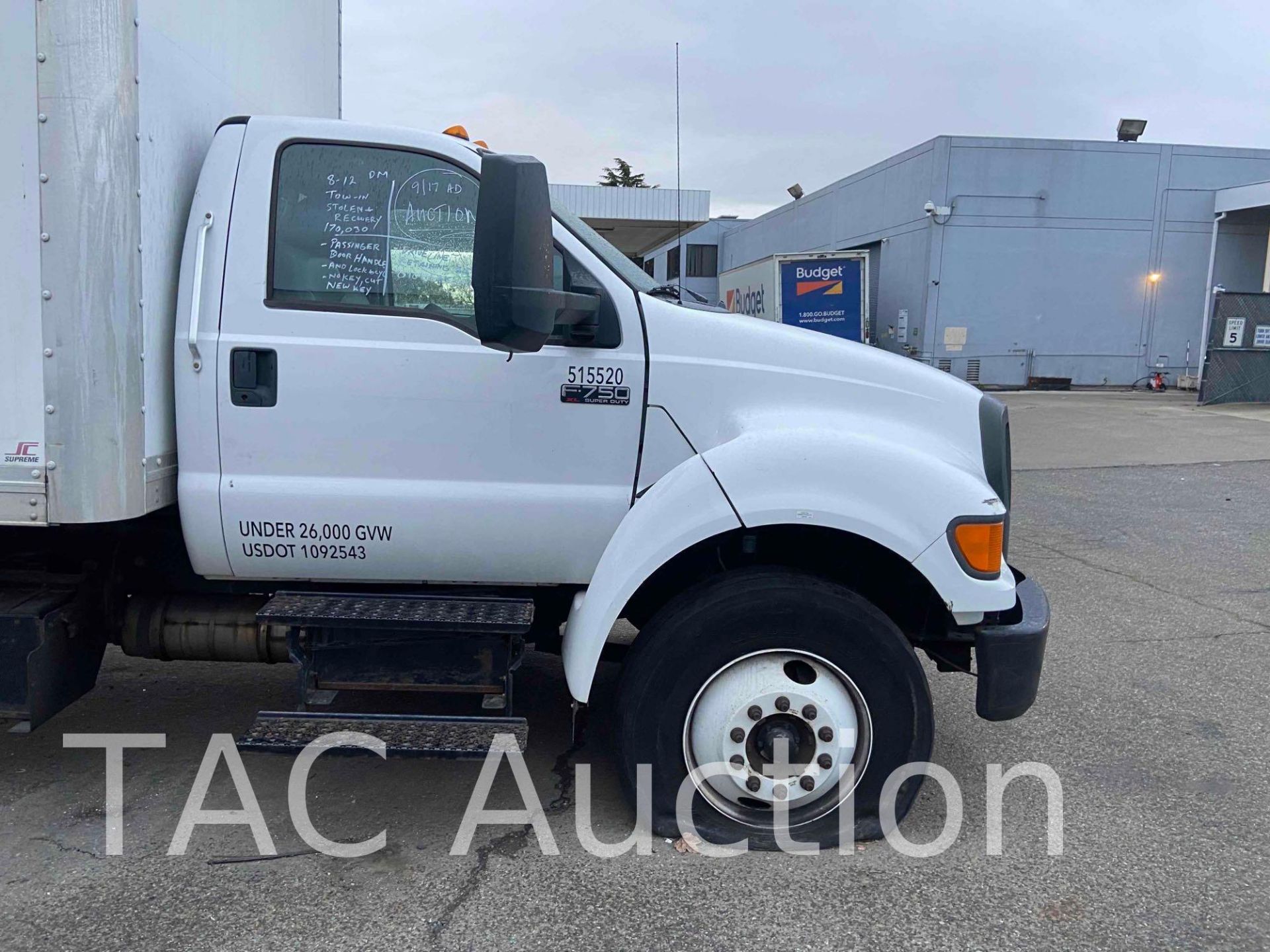 2015 Ford F-750 26ft Box Truck - Image 126 of 198