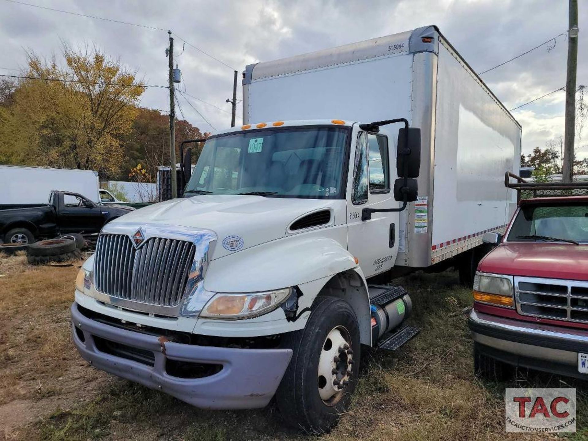 2016 International Durastar 4300 26ft Box Truck