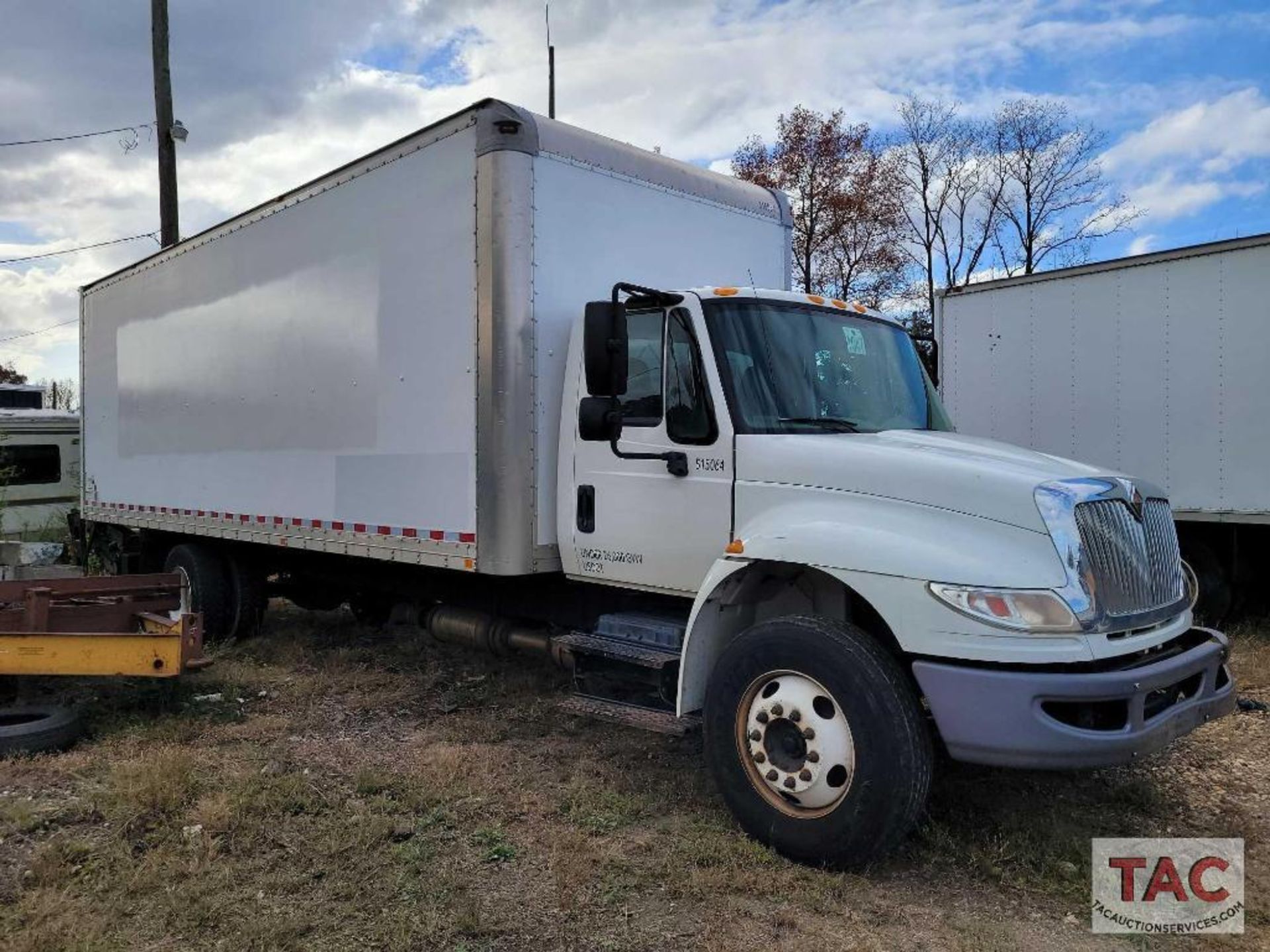 2016 International Durastar 4300 26ft Box Truck - Image 3 of 65