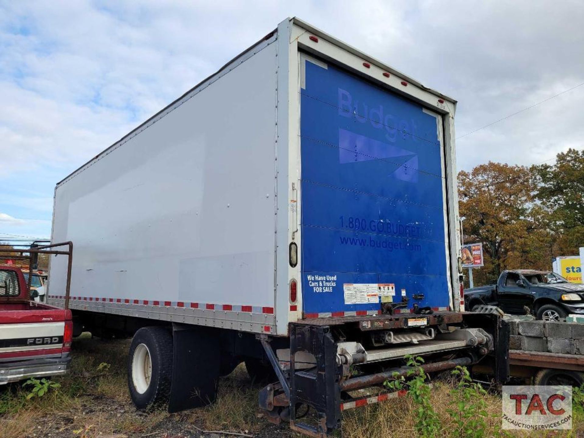 2016 International Durastar 4300 26ft Box Truck - Image 6 of 65