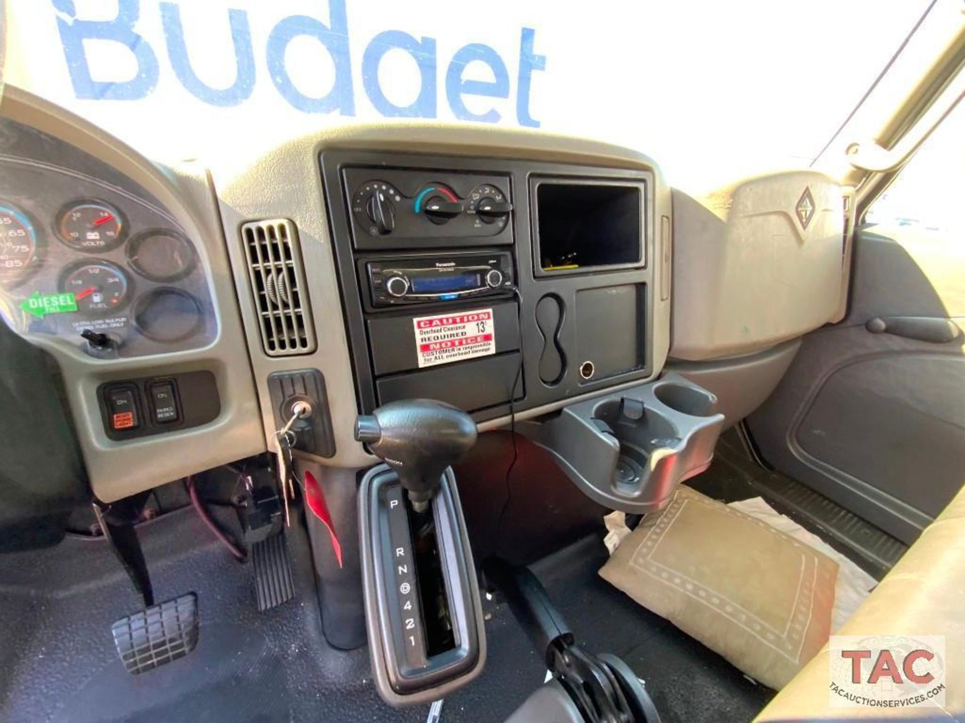 2015 International Durastar 4300 Box Truck - Image 18 of 62