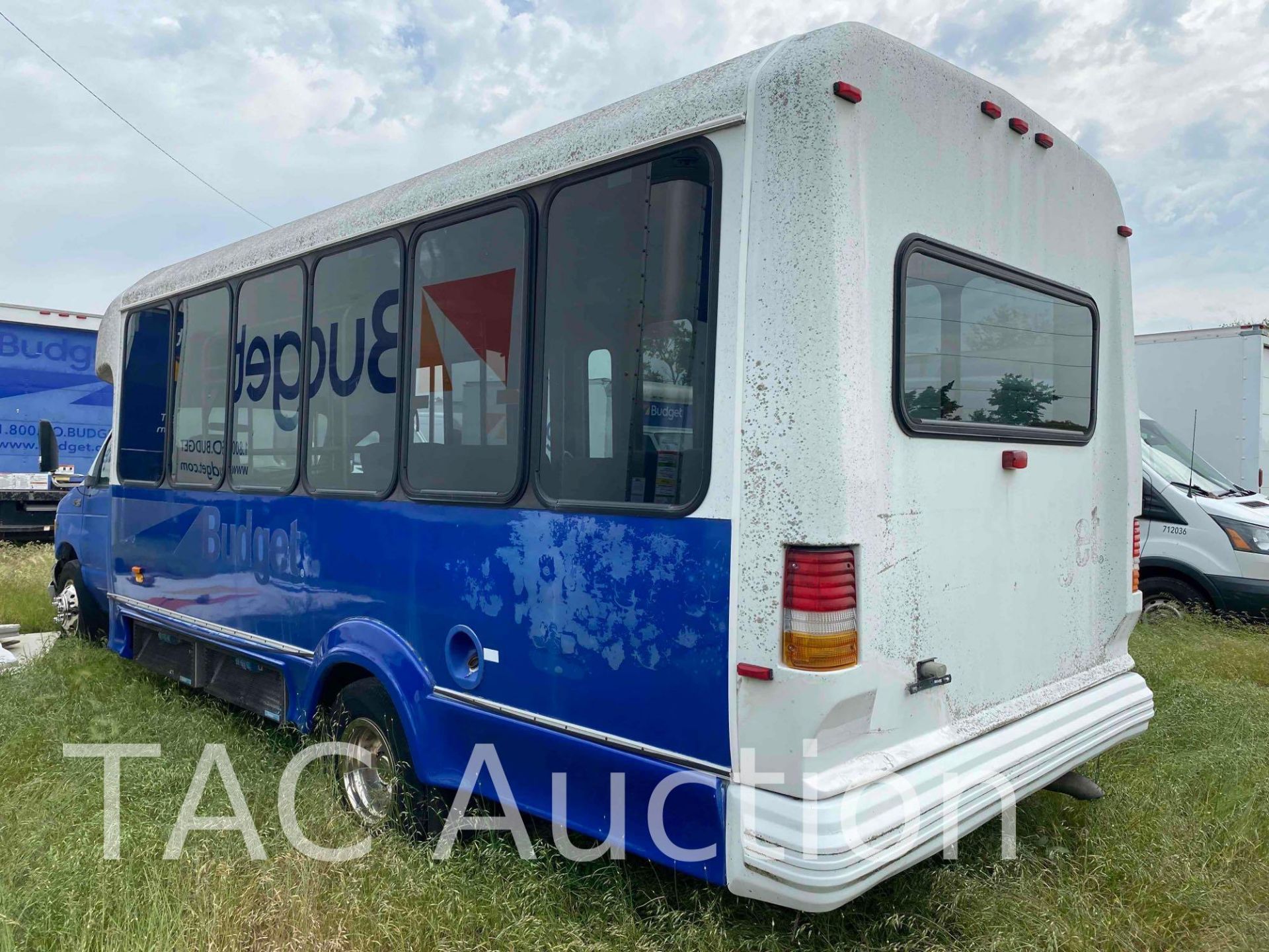 2002 Ford E-450 13 Passenger Bus - Image 6 of 47