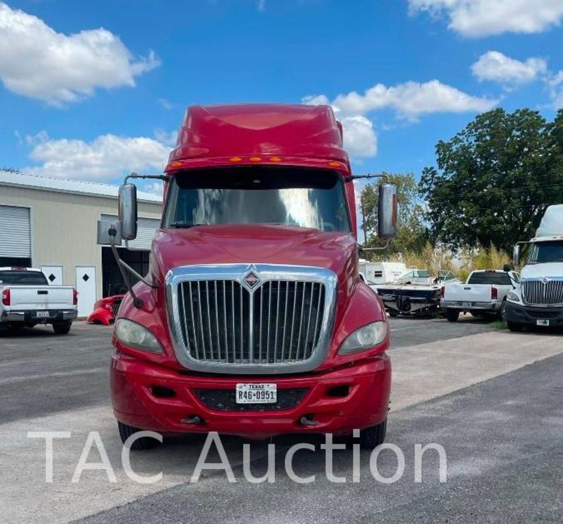 2012 International ProStar Sleeper Truck - Image 2 of 33