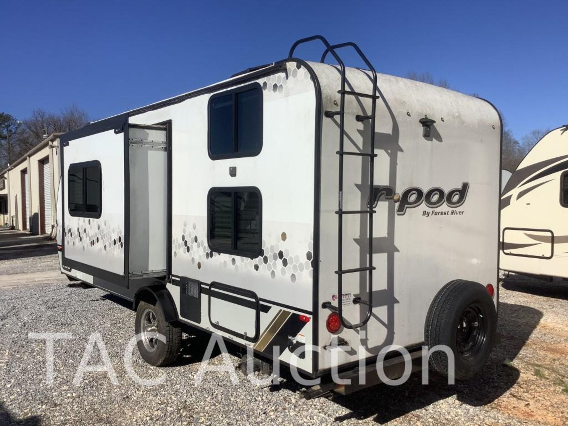 2021 Forest River R-POD RP193 22ft Pull Behind Camper - Image 8 of 64