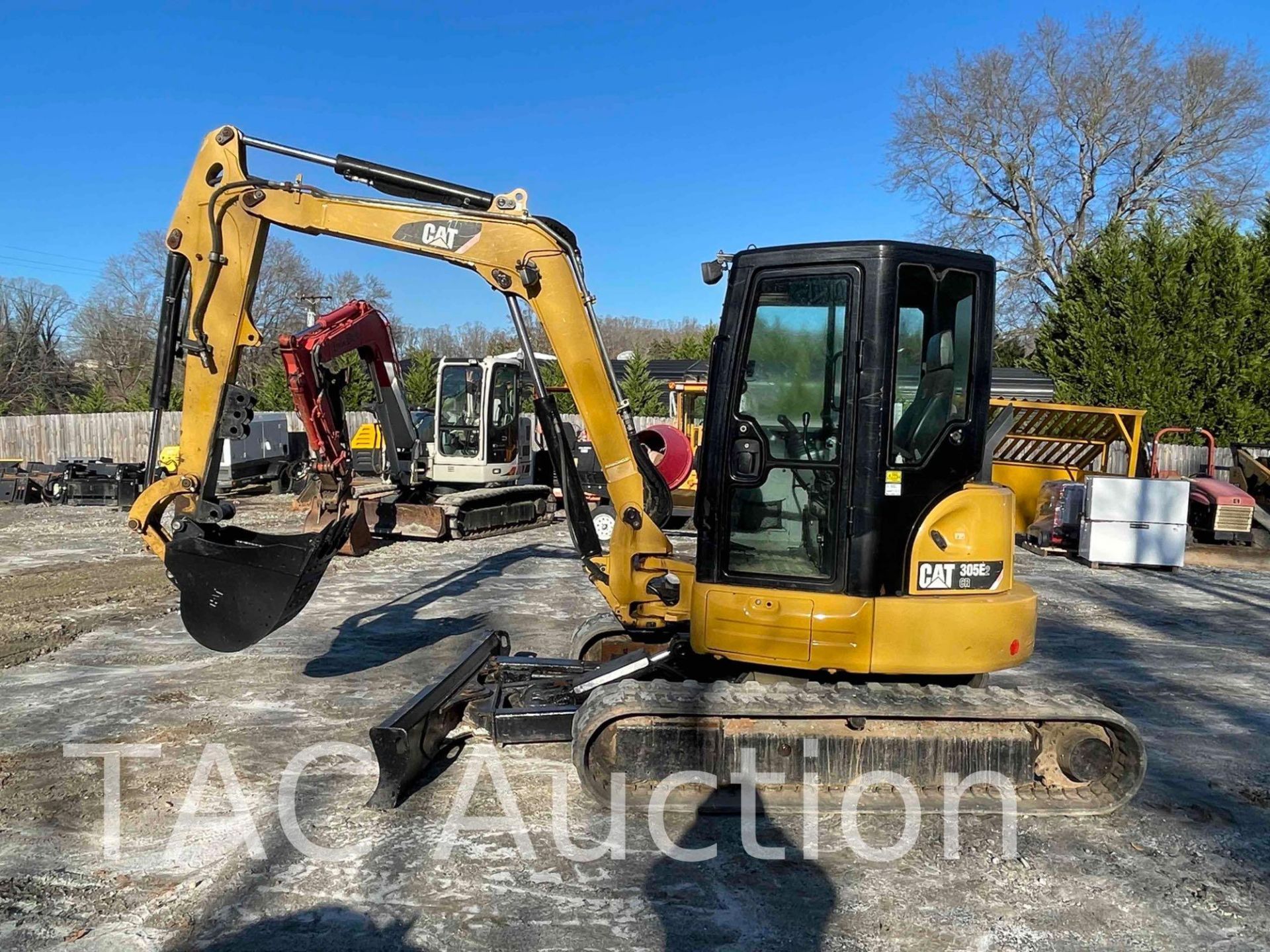 2016 Caterpillar 305 E2 Mini Excavator - Image 9 of 47