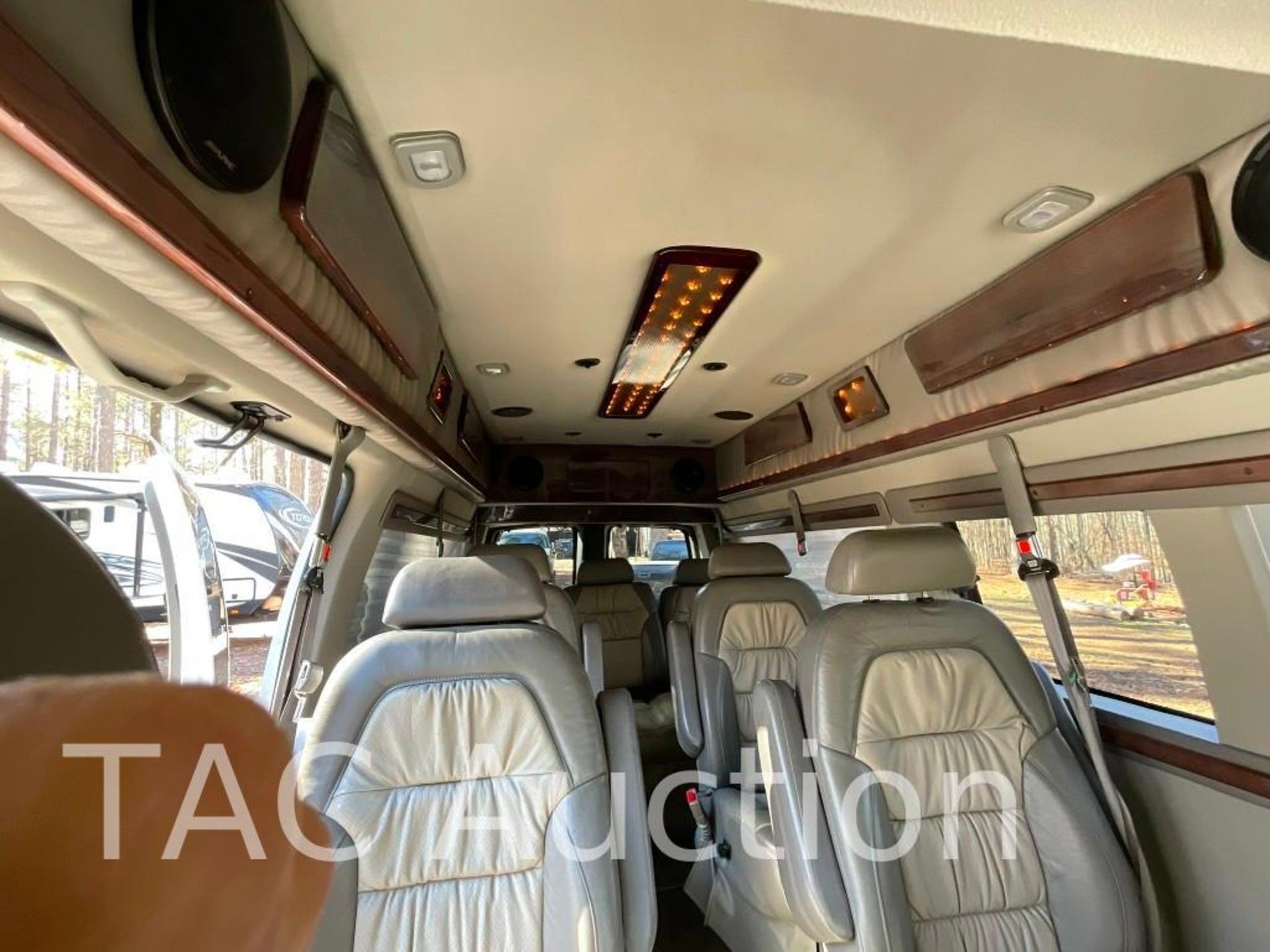 2004 Chevrolet Express 3500 (9) Passenger Conversion Van - Image 15 of 43