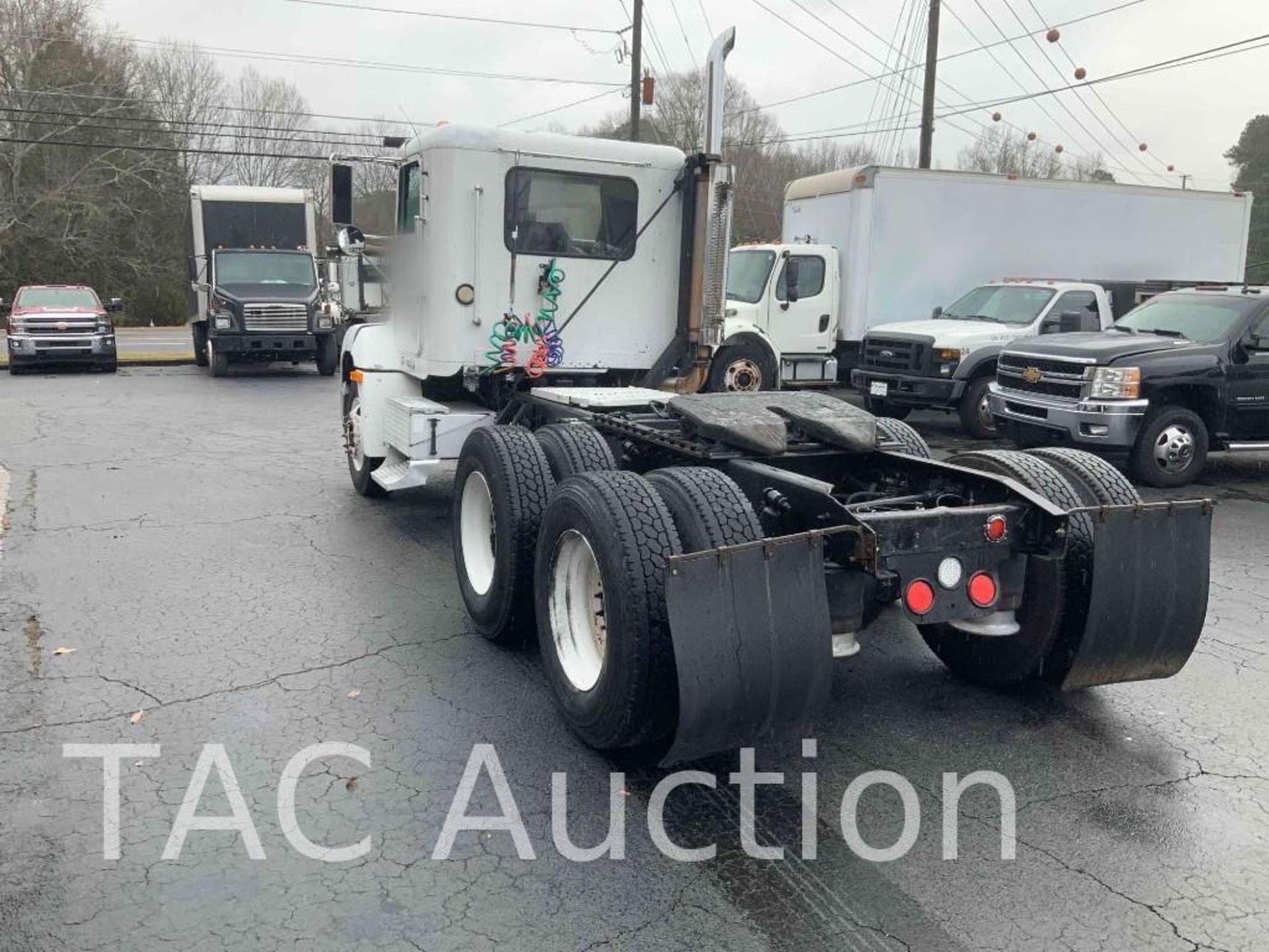 1997 Freightliner FLD Day Cab - Image 7 of 76