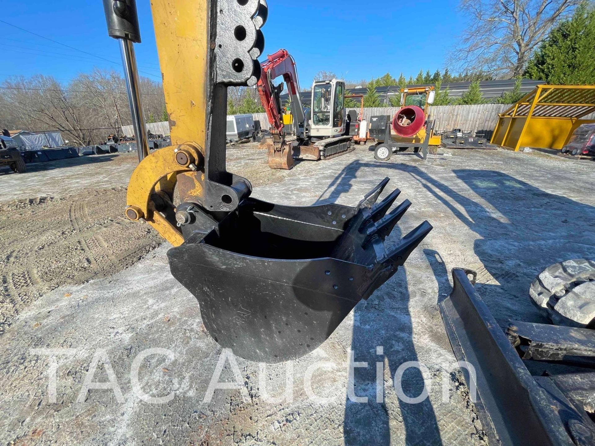 2016 Caterpillar 305 E2 Mini Excavator - Image 13 of 47