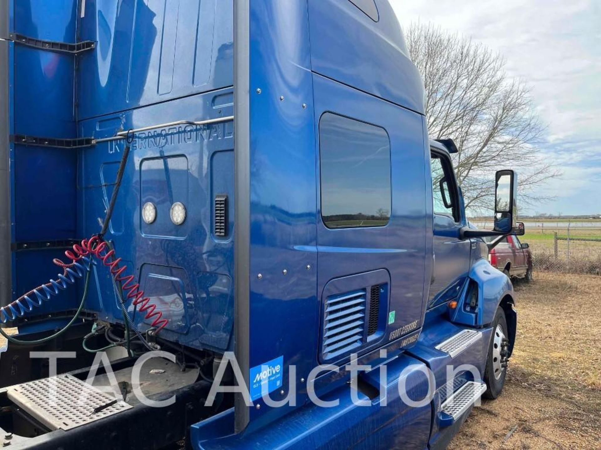 2020 International LT Sleeper Truck - Image 5 of 42