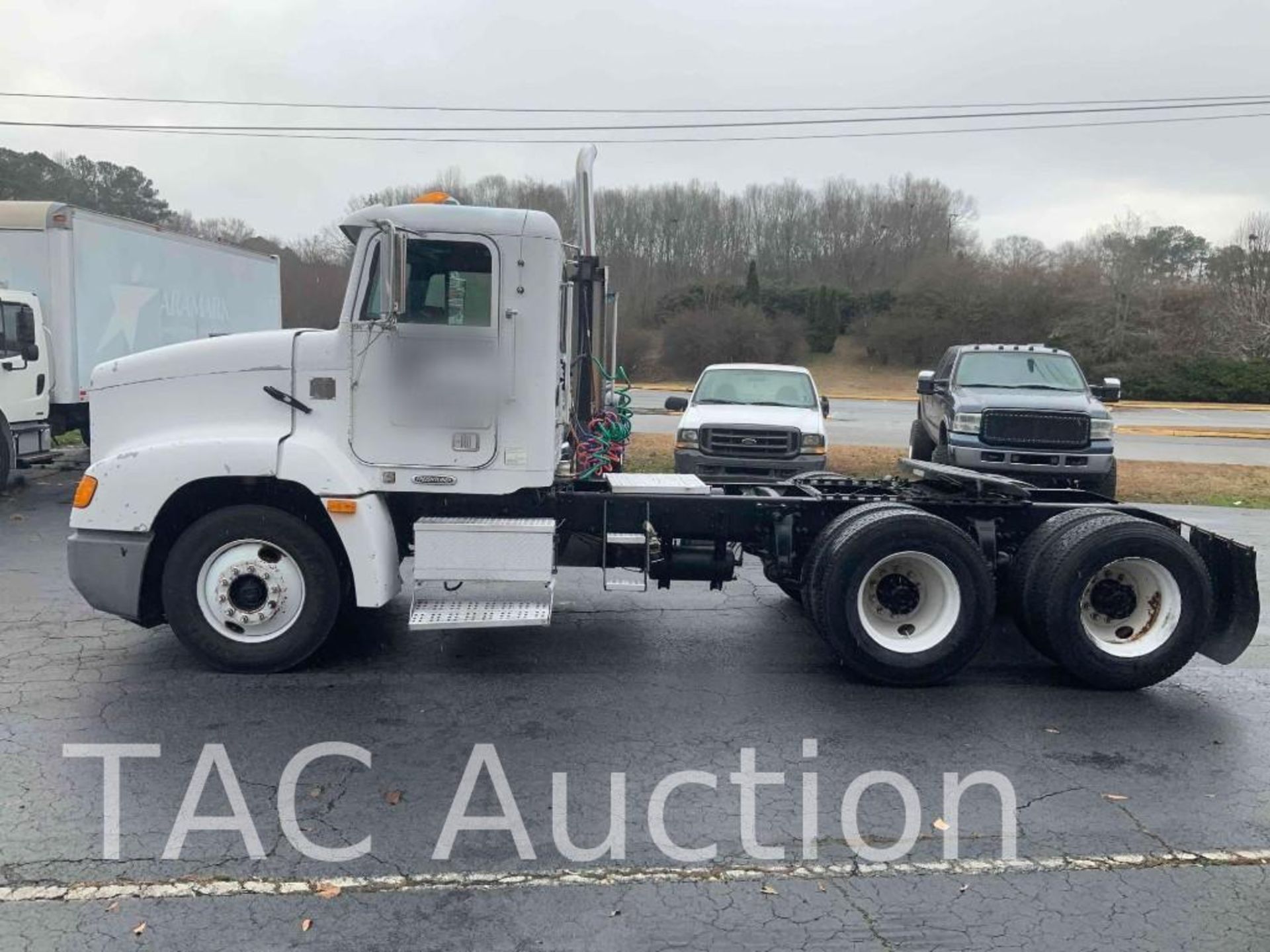 1997 Freightliner FLD Day Cab - Image 8 of 76