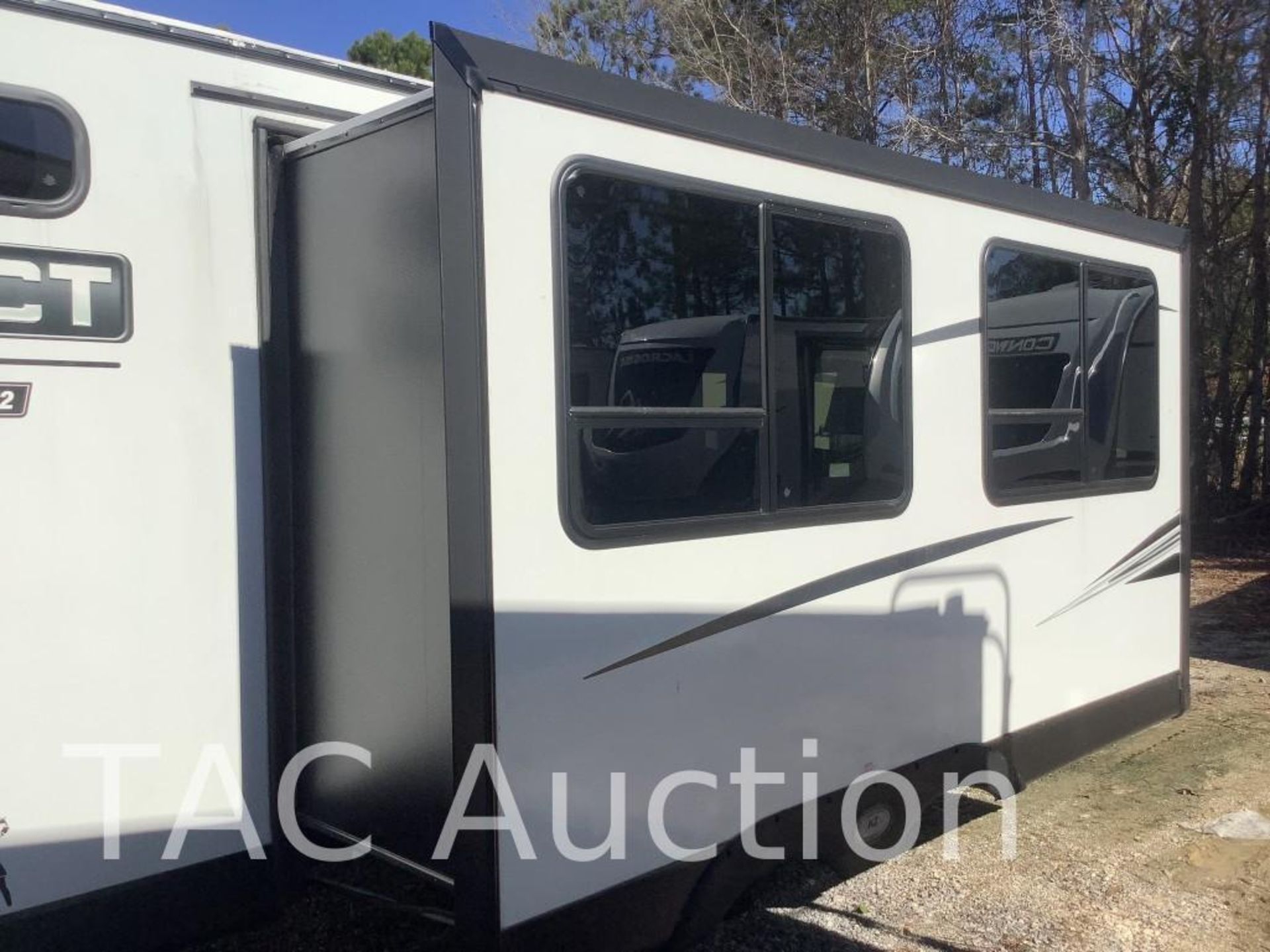 2021 KZ-RV Connect C281RLSE 32ft Bumper Pull Camper - Image 5 of 94